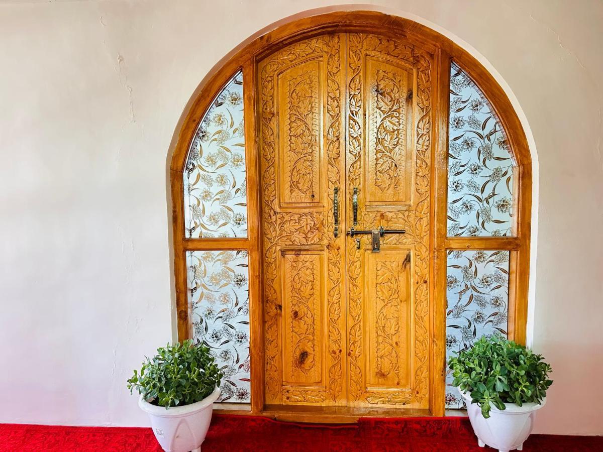 Sheen Homestay Gulmarg Exterior photo