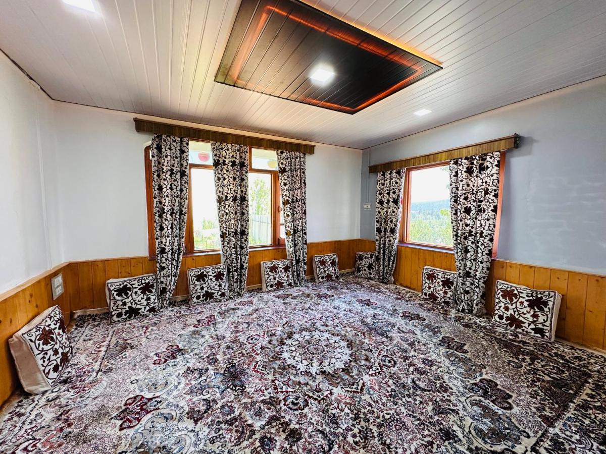 Sheen Homestay Gulmarg Exterior photo